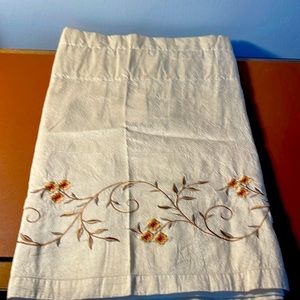 Home Accents Valance